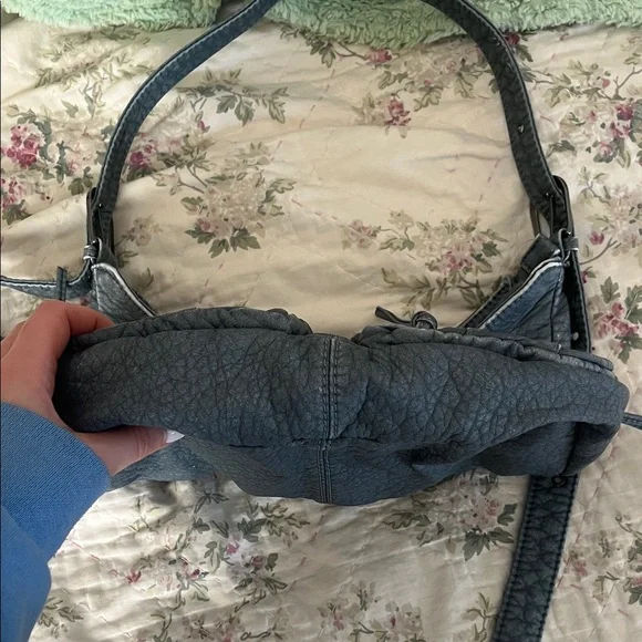 Urban Outfitters Blue Leather Slouch Shoulder Bag - Picture 8 of 11